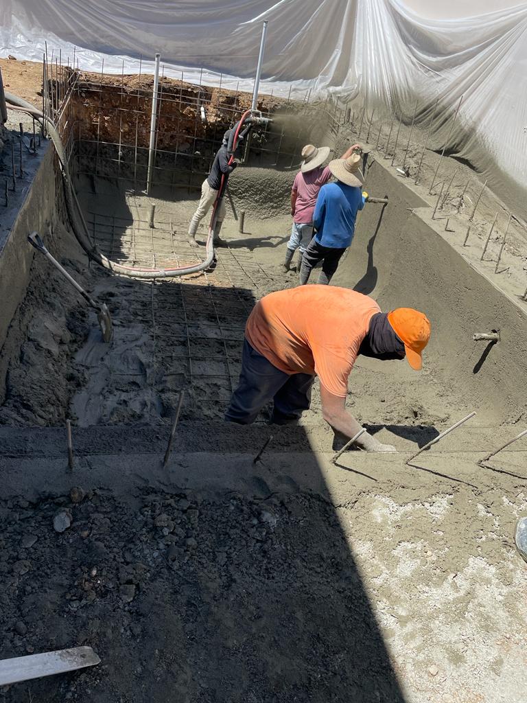 hombres trabajando